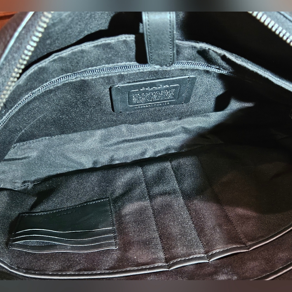 Authentic COACH Graham Structured Briefcase – Black Pebble Leather (Laptop Bag) - Picture 3 of 16